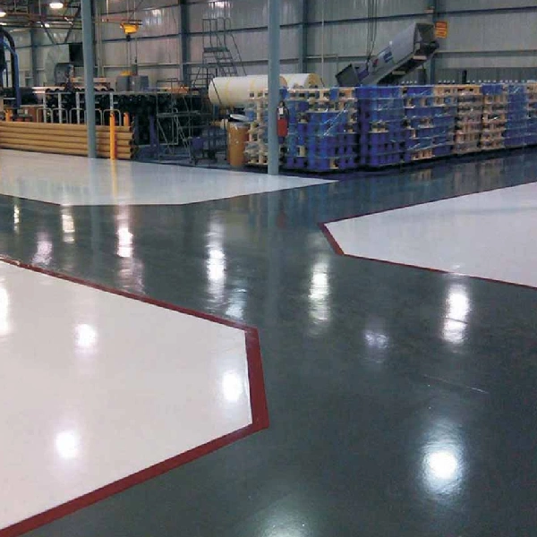 chemical resistance epoxy flooring in gray and white